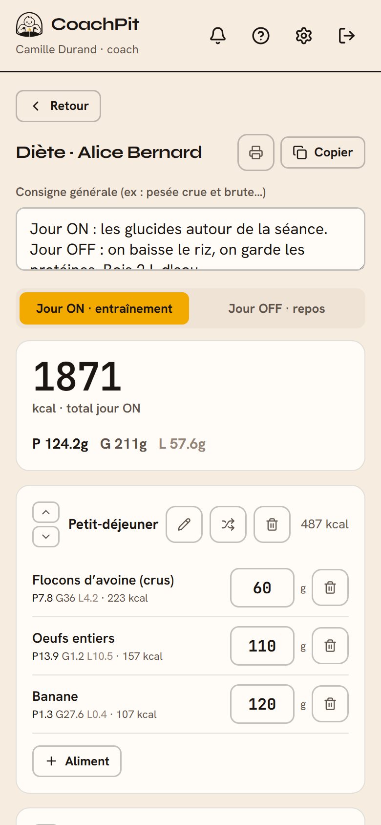 Diète d'un élève : total kcal, macros et repas